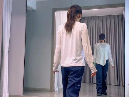 #撕夜 #撕夜广场舞 #背面演示 #背面分解教程 #这节奏感真带劲 需要慢速请看上一条视频!详细分解以原创为主。@抖音小助手