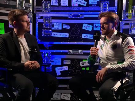 PV三擒猎鹰 你们觉得PV除了各奔东西还有其他调整办法吗