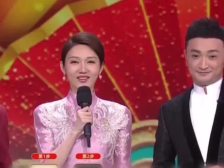 龙洋的台风这么稳为啥还老爱“口胡”? #龙洋 #主持人 #娱乐镜技场