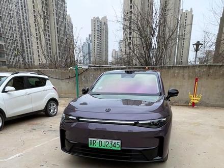 咱们在雨天驾驶零跑行驶的时候需要注意哪些事项,需要开启哪些必须要开启的功能#零跑 #零跑C10 #用车小知识 #我的零跑生活 #开零跑的小硕