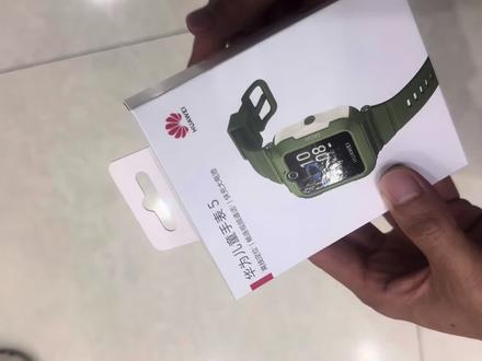 某宝买的华为儿童手表,包装很高级,看看到底是不是正品吧 #华为手表 #儿童手表 #开箱 #开箱vlog #开箱视频