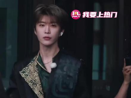 哥哥到底何时原谅现偶!!#范丞丞 #奔跑吧 #偶像练习生 #颜值 #反差