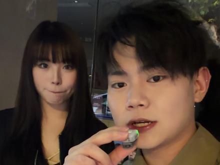 #街头采访 国内最厉害的R&B歌手是谁?女生篇#rnb #陶喆 #方大同 #杠精