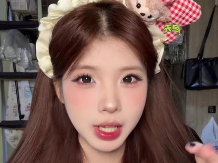 上交本女大的年末美妆宝藏好物作业!快快码住直接照抄!#抖音美妆年度宝藏 #分享我的年度妆容关键词#好物推荐🔥