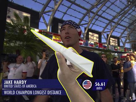 大力出奇迹,红牛纸飞机大赛冠军飞镖#纸飞机#折纸#手工