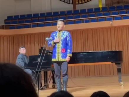 已经在草原上吃草了😄#民族声乐 #金钟奖 #邓垚 #张明旭 #草原恋