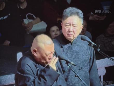 一个是不得已而为之,一个是明知故问。