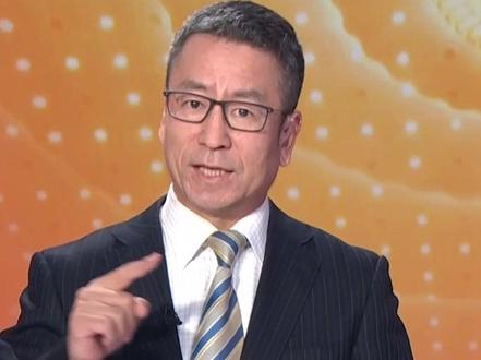 今年不将占道经营列为文明城市考核内容,白岩松:激活夜经济,我们应该有前瞻思维。