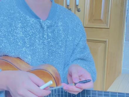 lowG尤克里里换弦与调音教学,新手必看