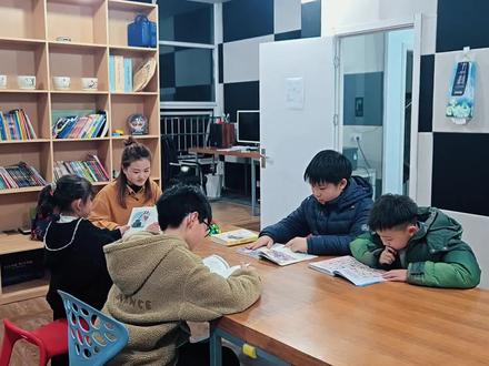 #上热门话题 #黄山市春假
黄山市首个中小学春假时间确定啦
4月1日—6日,连续6️⃣天春假✅