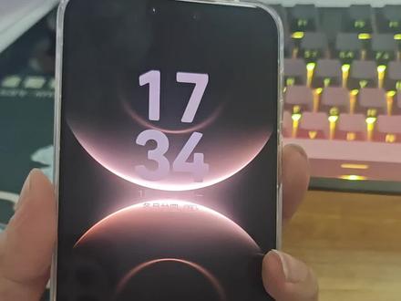 华为mate80promax突然死机,怎么都打不开,关机也关不上#手机 #手机数码 #新手机 #华为手机 #mate80