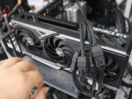 水个视频 rtx5070ti风扇狂转不亮机维修。200赌了个笔记本,光硬盘稳赚了#rtx5070ti #显卡维系 #笔记本维修