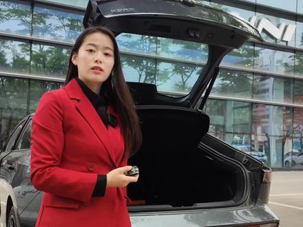 小鱼教你一招之钥匙遥控关闭尾门#univ #长安汽车