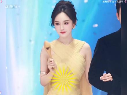 尖叫之夜,杨幂又一次向所有人证明了什么叫做85顶流的绝对地位与人脉实力。当晚众星云集,顶流艺人齐齐亮相。然而真正定住全场焦点的,是驰骋于娱乐圈十余年的杨幂。海报一出稳定C位,红毯压轴登场。一袭高定礼服搭配全套高奢珠宝,明艳夺目,成为全场焦点,瞬间吸引所有镜头。内场主桌中心,杨幂稳坐其间,一举拿下最具含金量奖项,凭生万物现象级爆剧,实力印证抗剧女王的头衔。37 岁的她不仅坐稳八五花头把交椅,脸上更是寻不见半点岁月痕迹,仿佛被时光悄悄放过。肌肤紧致饱满,镜头怼脸也通透自然。难怪近几年女明星集体抛弃馒化手段。颖宝从发腮疲态脸到紧致建模脸,刘涛从原来的骨相老态脸到如今面部轻盈紧致,还有王心凌曾被嘲松弛的脸到现在抬眼都是明眸桃花相。她们是怎么做到越老越年轻,而其中的代表人物韦雪,无疑是最成功的,年近40 岁,却比20岁的自己更显年轻态。而韦雪也是毫不吝啬的在直播间分享了女明星惊艳回春的秘诀。#尖叫之夜 #杨幂 #好物推荐🔥 #面膜 #仙女必备