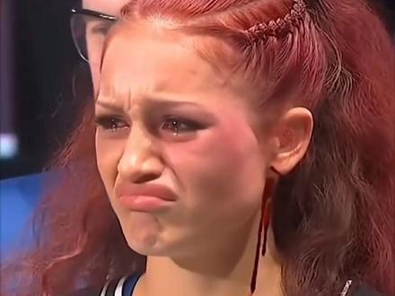 扇耳光大赛之女友被打哭了 #我要上热门🔥 #扇耳光大赛