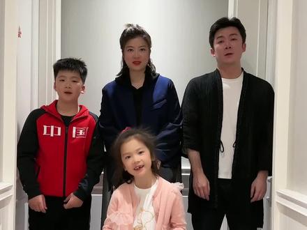 被洗脑了,朋友们……
别光我们家挖了,一起挖呀挖呀挖吧~
#满脑子都是挖呀挖呀挖 #萌娃 #人类幼崽成长记 #亲子 #给生活找点乐子