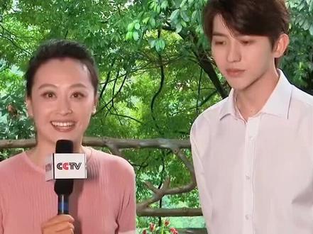 那天村里来了个年轻人” #蔡徐坤 #公益 #帅#颜值