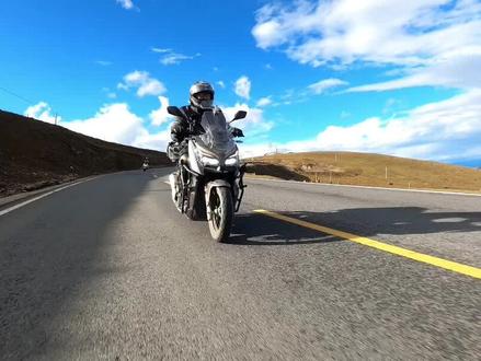 小排量水冷踏板能否胜任长途摩旅,鸿150ADV动力感受分享#鸿150ADV#qjmotor #踏板