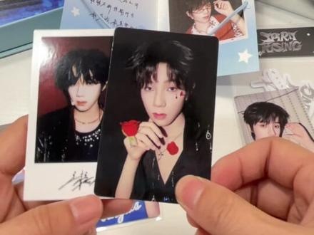 王橹杰肆意少年开箱#王橹杰#肆意少年#官卡#拆卡#安岳谷子店