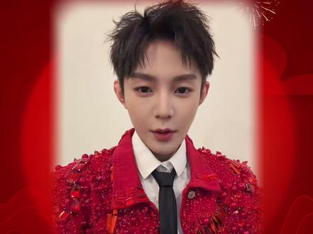 当年一首另类曲,迷倒万千美少女。 高迪喊着麦来袭,青春回忆又重启。2月22日大年初六,来#万岁山武侠城 江湖音乐节听@高迪 喊麦吧!#高迪 #万岁山武侠城春节大庙会 #万岁山的年味藏不住了#万岁山江湖音乐节