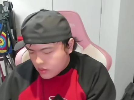 当我试探别人玩不玩有限冷冷belike: 这都不唱那很能忍了!
忍不住抽象一下,
这个赛道太适合无限暖暖了!!
好多歌但是素材太短了哈哈哈,
强切了两个!
(视频片段素材来源:桃黑黑切片
灵感来源b站:-八月诗-)
#无限暖暖 #无限暖暖潮汐尽头的明天
#陶黑黑 #音乐 #个人行为无关角色