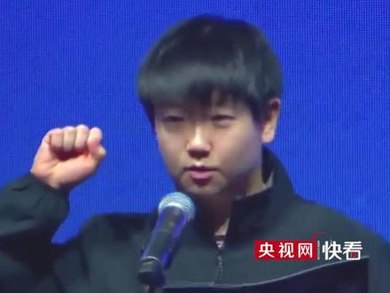 运动员们加油!2025赛季中国乒乓球俱乐部超级联赛6月9日揭开战幕,孙颖莎代表运动员现场宣誓↑