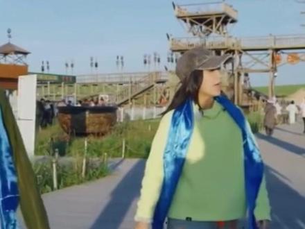 #芒果综艺名场面#梁淞叫节目组付钱买酸奶,#何美延:你别#道德绑架!#吵架