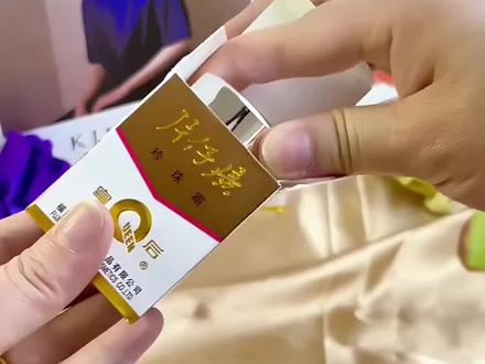 片仔癀官方旗舰店直播间,片仔癀珍珠霜官方旗舰店,片仔癀珍珠霜经典老国货!果然名不虚传! #护肤 #片仔癀#皇后牌片仔癀珍珠霜