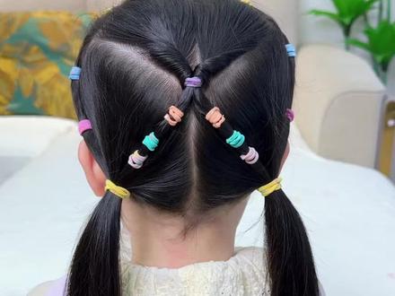 适合幼儿园、小学生上学扎的简单好看双马尾,几分钟搞定#小女孩简单发型扎法#上学发型#日常儿童编发