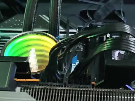 9070xt总是开机不亮,竟是电源不兼容的锅。一个自身案例分享。#9070xt #电源 #显卡 #amd #电脑配置