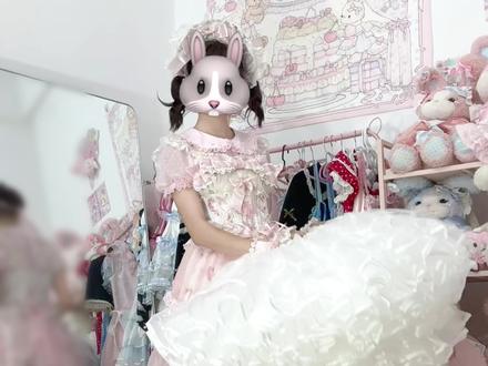 莓有烦恼她来了~搭配45厘米裙撑不同效果展示对比哦 #柿撑鸭裙撑 #Lolita #莓有烦恼 #洛丽塔 #裙撑