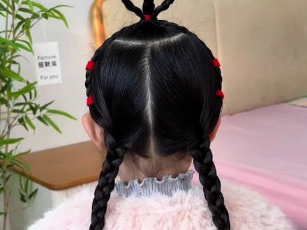 立体爱心语音慢教程#爱心编发 #小女孩花式辫子教程 #手残党也能学会的发型 #生女儿就是用来打扮的 #儿童编发 @DOU+小助手 @DOU+好生意