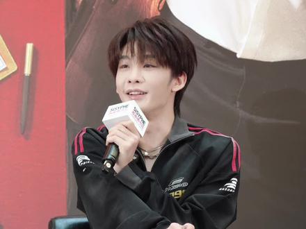 王赫野首张个人实体专辑《宴》深圳线下签售会@王赫野 #王赫野 #深圳