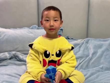 #益智玩具 #魔尺教程 #大魔王 24段魔尺小花花教程来啦,今天跟小朋友说涨粉8个,突然就来了动力给大家出教程了哈哈哈。#百变魔尺