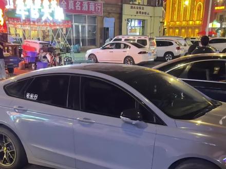 泥巴灰配合黑色大顶已经成为过去式,外五县配色#挡不住的颜值