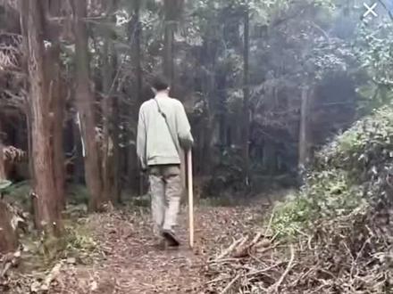 钟山猴哥意志力很强#荒野求生 #南斗荒野 #好运通道杯 #荒野