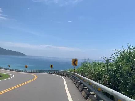 和最好的朋友骑上摩托伸手就能环抱风#台湾垦丁 #旅行