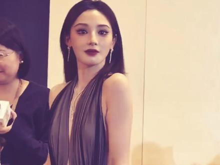 女神就这样轻松美翻内外两场#彭小苒 #卡点 #dj