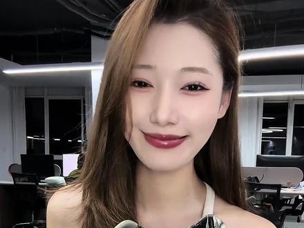 迈乐毒液2.0T是三代产品里综合实力至强,均衡型的首选! #洞洞鞋真爱粉 #洞洞鞋的舒适感 #脚感舒适洞洞鞋 #无限买买买 #强烈推荐洞洞鞋