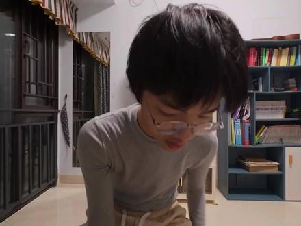 龙牙之刃二代Pro开箱体验上手感觉分享。#羽毛球装备 #羽毛球 #胜利在握 #龙牙之刃二代pro