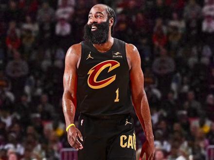 哈登成功加盟骑士 快船 哈登 骑士 谁转谁亏? #哈登 #快船 #骑士