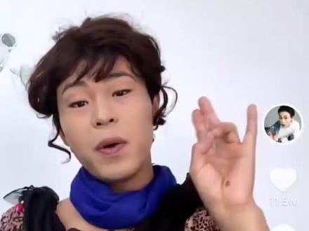 #谢谢有被笑到 #董大表 这不纯纯一个复制粘贴么,同时刷到了就离谱😂@董代表