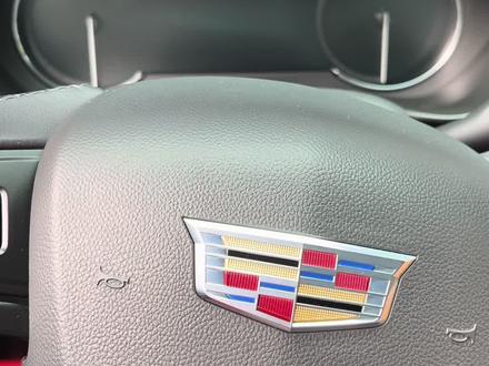 新款凯迪拉克故障灯亮起伴随启动时间长油耗大用电脑检查E VAP流量不足故障更换就能解决