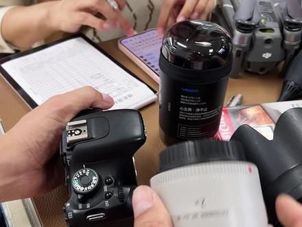 甘肃粉丝在我家选了一个佳能2倍增距镜,完美成色,发货前测试一下,粉丝已经在我家买了很多次设备啦,感谢支持👏👏👏👏👏👏#摄影器材 #单反相机 #拍摄现场直击 #相机 #镜头 #产品展示