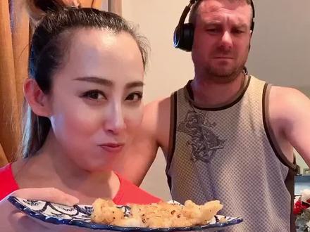 跟中国老婆见世面了,啥都是美食哦#美食 #美国 #抖音小助手