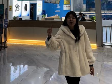 爱好滑冰的你看过来~#滑冰#滑冰场的快乐#冰上运动@欧亚汇集