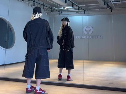 #Cortis进行曲舞蹈挑战 #cortis #每个动作都是用汗水换来的 #抖音潮流舞蹈地图 #一个动作证明你学的专业