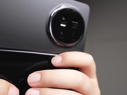 折叠大满贯来啦#如何评价荣耀MagicV6 #折叠屏手机 #荣耀MagicV6 #MagicOS10