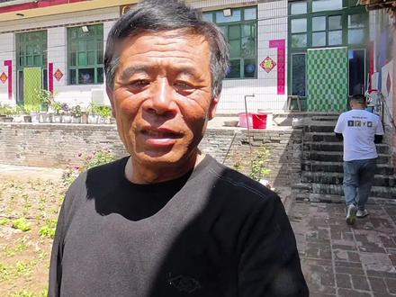农历四月初八是村里的庙会,摆摊百货,戏曲晋剧,秧歌!你的家乡庙会是啥样?还是你小时候的样子吗?评论区交流一下#赶集 #庙会 #我的乡村生活 #三农 #农村赶集