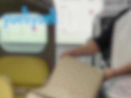 雅迪三轮车专属全包围脚垫来啦!安装简单又方便! 1:1原车开模,前后一体安装牢固,纳帕皮材质防水防脏一冲即净,侧面还能储物放小物件,升级全包防护杜绝泥土蹭脏内饰,骑行更省心~#雅迪三轮车 #雅迪CL9 #雅迪摩登闪靓 #雅迪CL12 #雅迪CL13